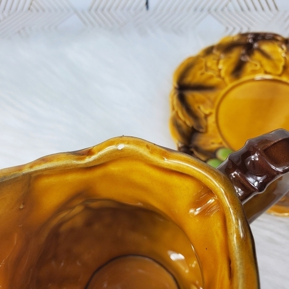 Vintage Nasco Japan Ceramic Pitcher‎ and - Raised Leaves & Saucer Fruit. - Picture 9 of 10